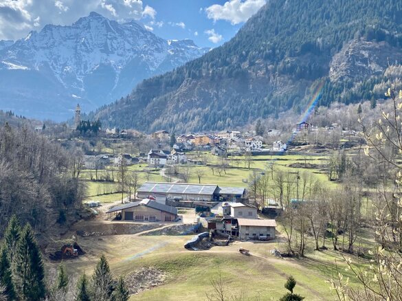 7b83c988-1c9b-4e37-a31c-3b89a325d3d0 7b83c988-1c9b-4e37-a31c-3b89a325d3d0