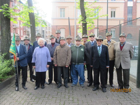 39b74296-4c9d-4219-9141-3a75e9338ec9