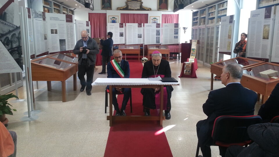 21a20ce2-990e-4ae5-8462-9940cea9e1de 21a20ce2-990e-4ae5-8462-9940cea9e1de