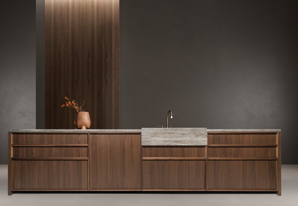 dcdbb9cd-4caa-47f2-b42e-b892e43ca2ae dcdbb9cd-4caa-47f2-b42e-b892e43ca2ae