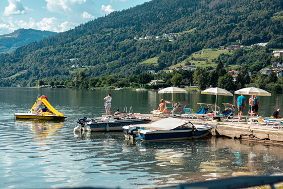 4d9a13b0-c7f3-4a07-9dc8-c1637d36f821 4d9a13b0-c7f3-4a07-9dc8-c1637d36f821