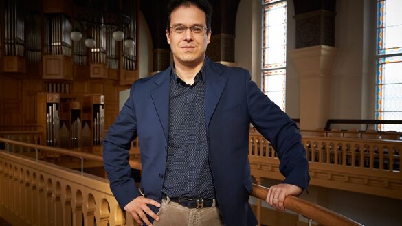 9313d12e-3013-4be6-85af-175218e79f20