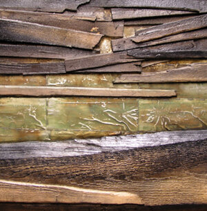 Opera, pitto-scultura su legno