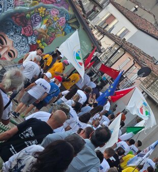 77f7d98a-9a23-40f1-af49-5763b27c47ce 77f7d98a-9a23-40f1-af49-5763b27c47ce