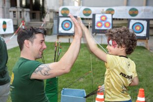 1b80b1da-e103-4ada-bcd0-35dbd2a17cad 1b80b1da-e103-4ada-bcd0-35dbd2a17cad