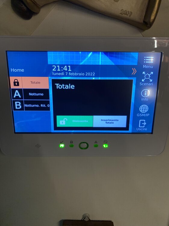 c70e72e5-b9ac-49e6-aa2e-dcd111069ac2