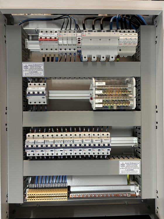 e4e06c06-b4b0-496e-9244-eee6c0b99f72