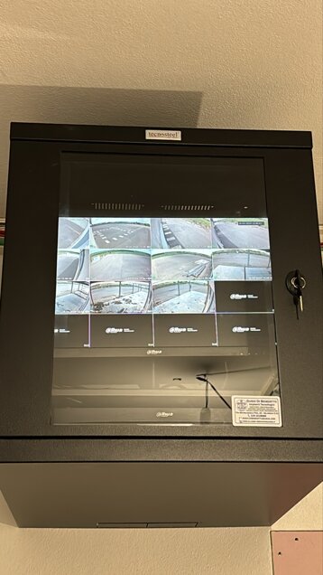 0025b06c-45b2-4b5a-9253-fb6e67fb1fe0