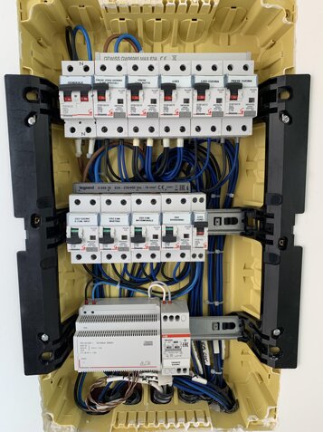 eeb50a1d-e2a9-4413-8754-deef693dafd8