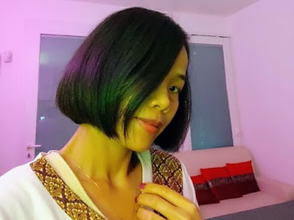 sono io nello studio massaggi thai di via d'Azeglio 15 a ravenna