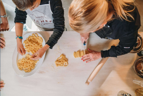 9baaed27-0b52-4982-90f9-16b10f9d6e54