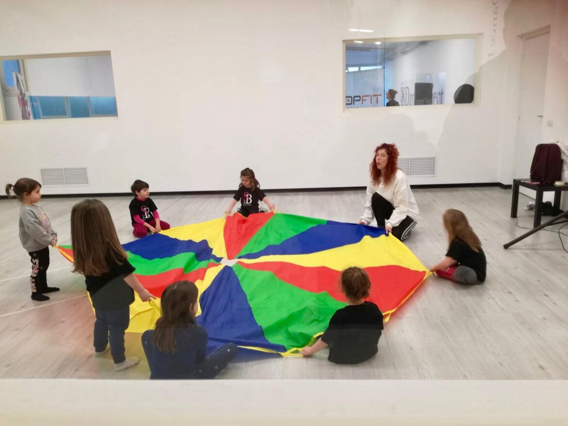 81f37331-b665-49c1-bf4e-a4718d470b86