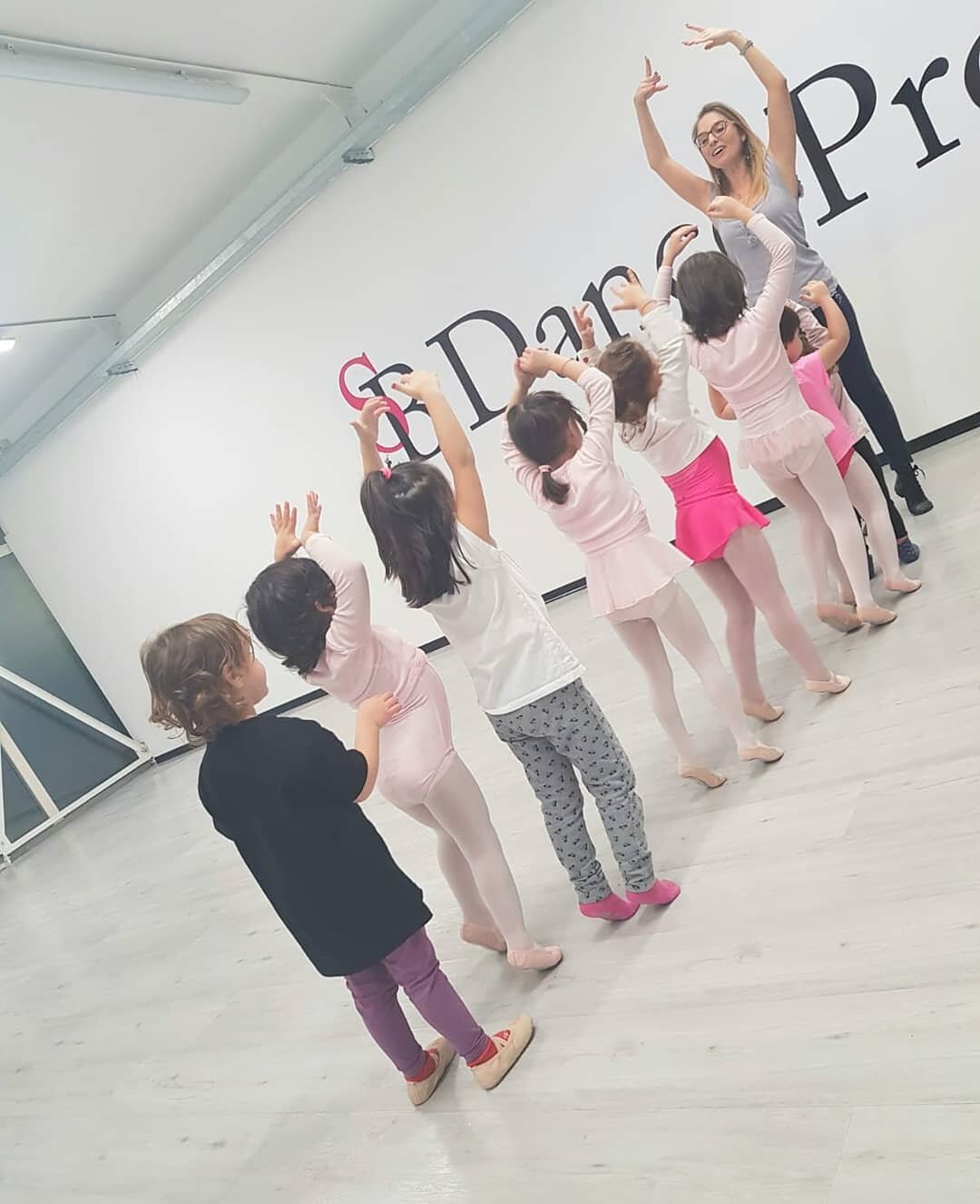 77a449d0-43f0-41de-b370-7886368bf198