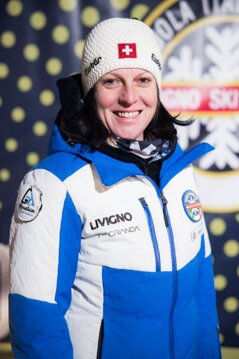 36e4c840-fdf3-4961-a805-fb2320609c46