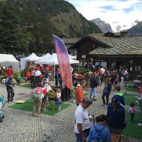 giochi dei nonni ad Ayas, Valle D'Aosta alla riscoperta dei giochi dei nonni nelle località di Champoluc Pian Villy e Antagnod Valle D'Aosta