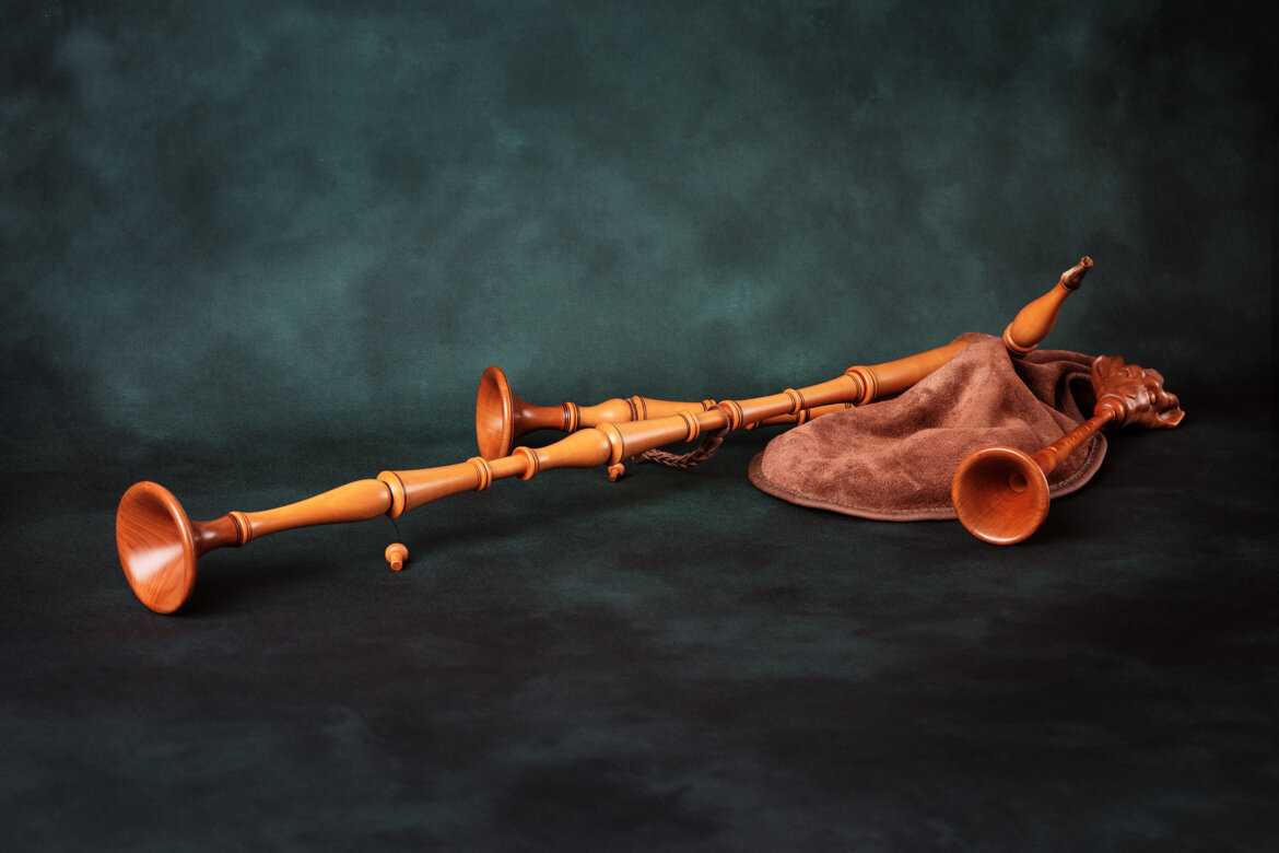 Medieval bagpipes
