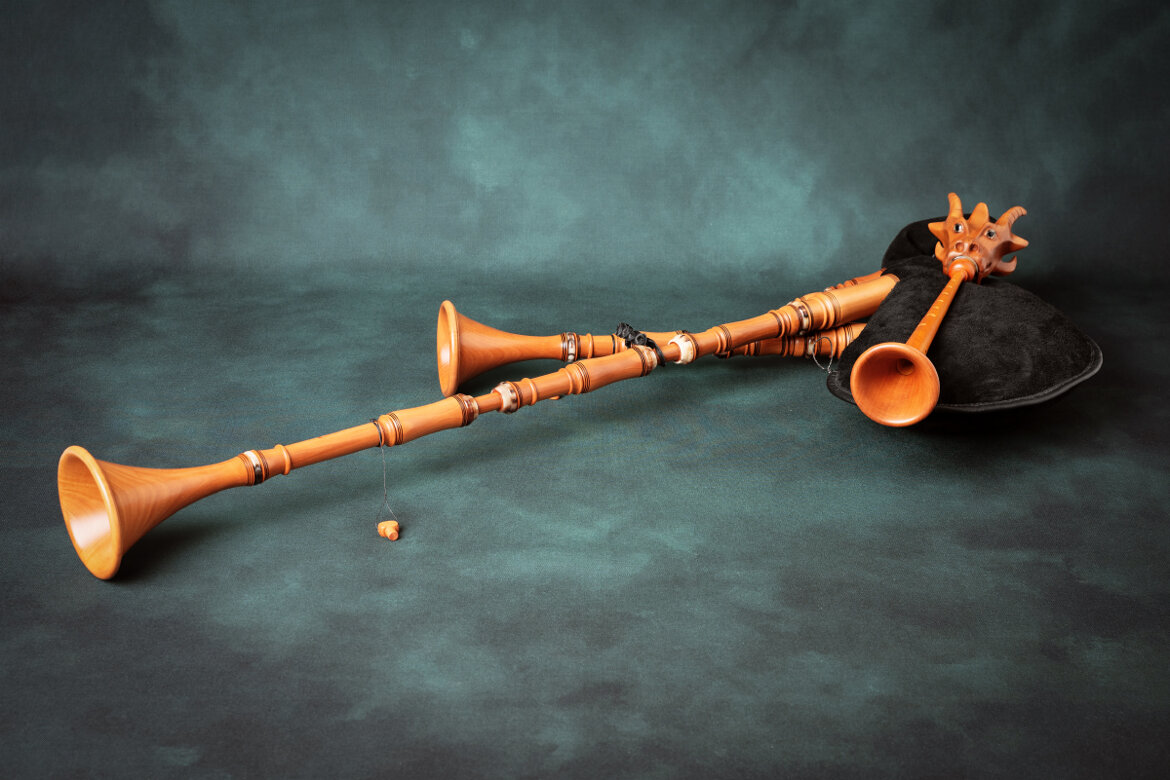 Medieval bagpipes