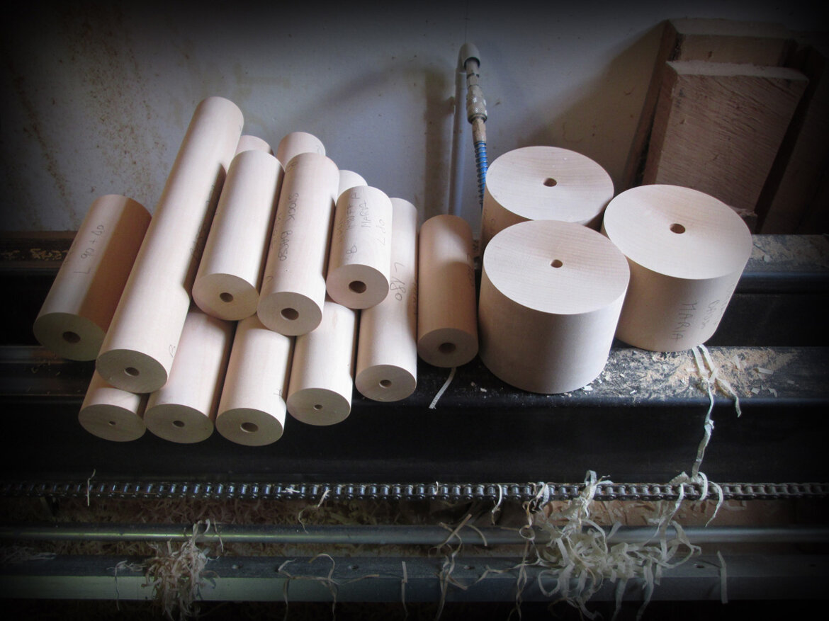 Le varie sezioni dopo un primo processo di foratura