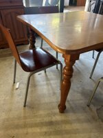 tavolo-in-legno-allungabile