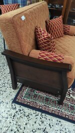 divano-2-posti-rustico-in-legno-scuro