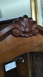 angoliera-classica-in-legno-massiccio-con-vetrina-stile-rusticoarte-povera