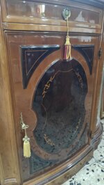 elegante-credenza-a-mezzaluna-in-pregiato-legno-intarsiato-stile-classico