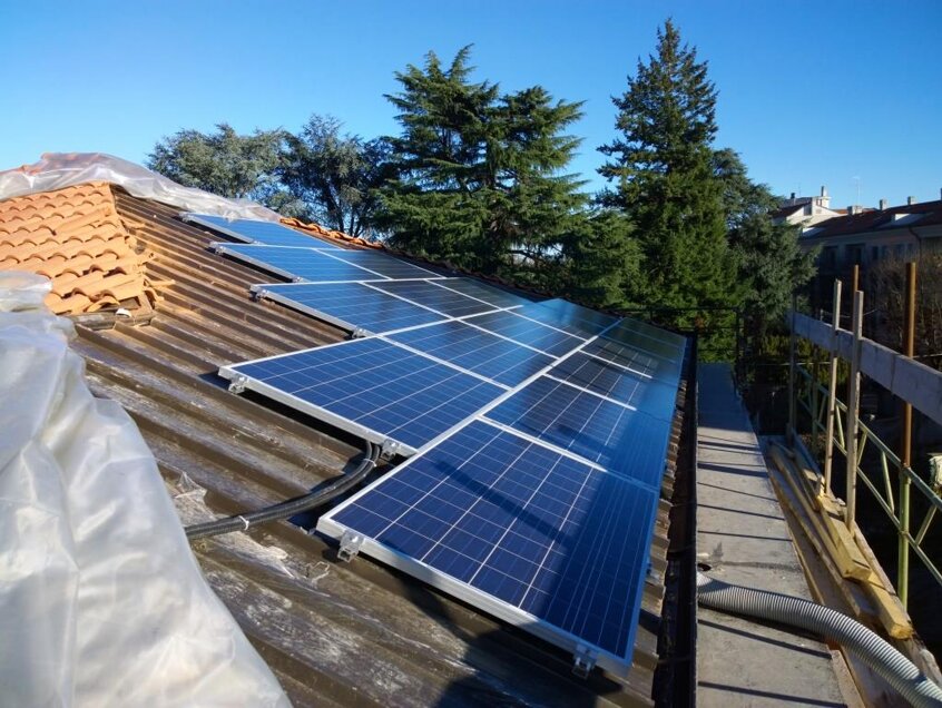 83993bbf-e6b9-489e-816d-0b27247e0352