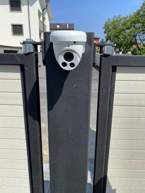 5eb43718-c709-408d-9b7b-41f2841cf32c 5eb43718-c709-408d-9b7b-41f2841cf32c