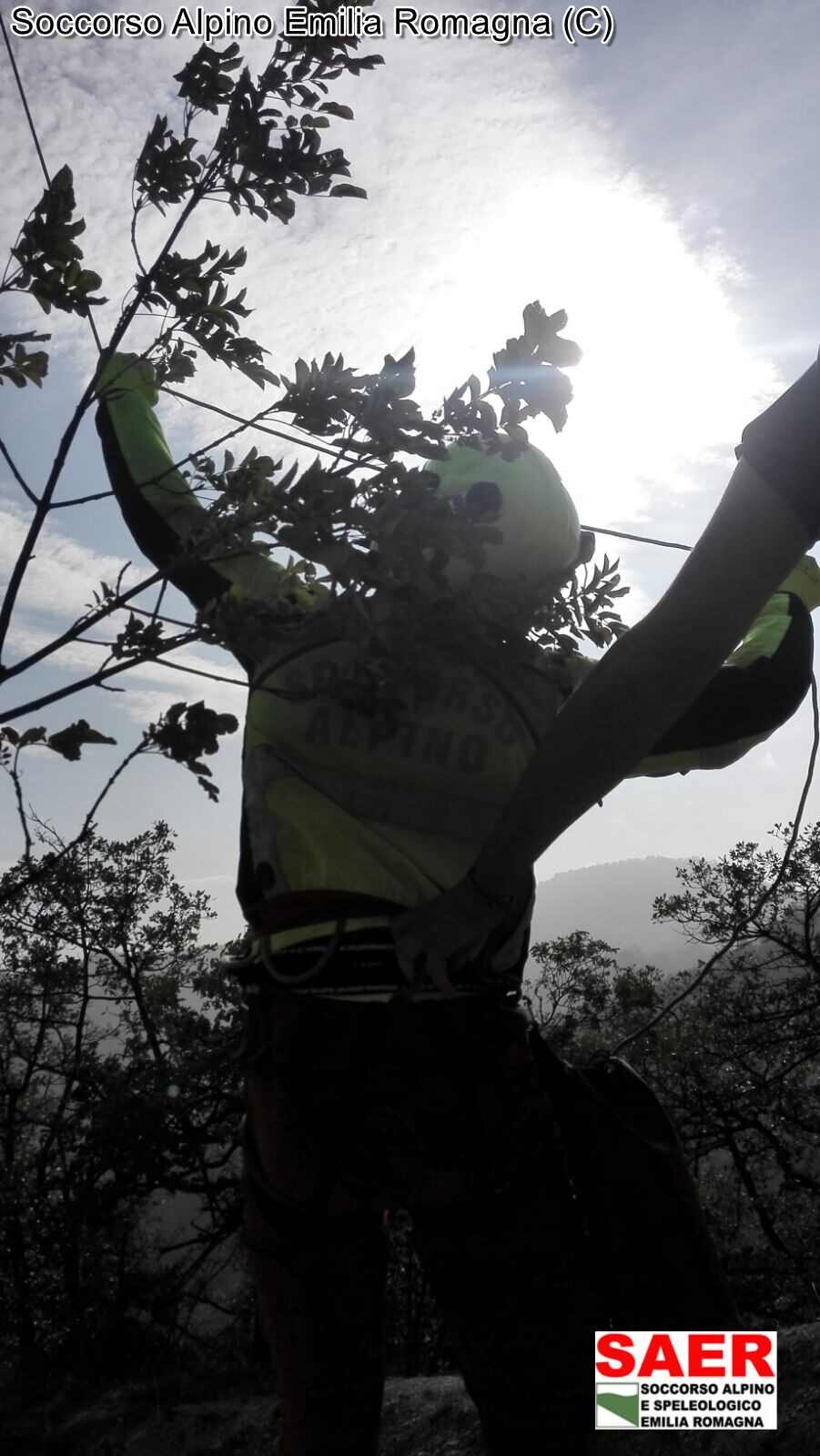 21 ottobre 2017- Medelana di Marzabotto (BO) Ciclista cade in mountainbike su sentiero. Soccorso dal SAER e trasportato in elicottero in ospedale.