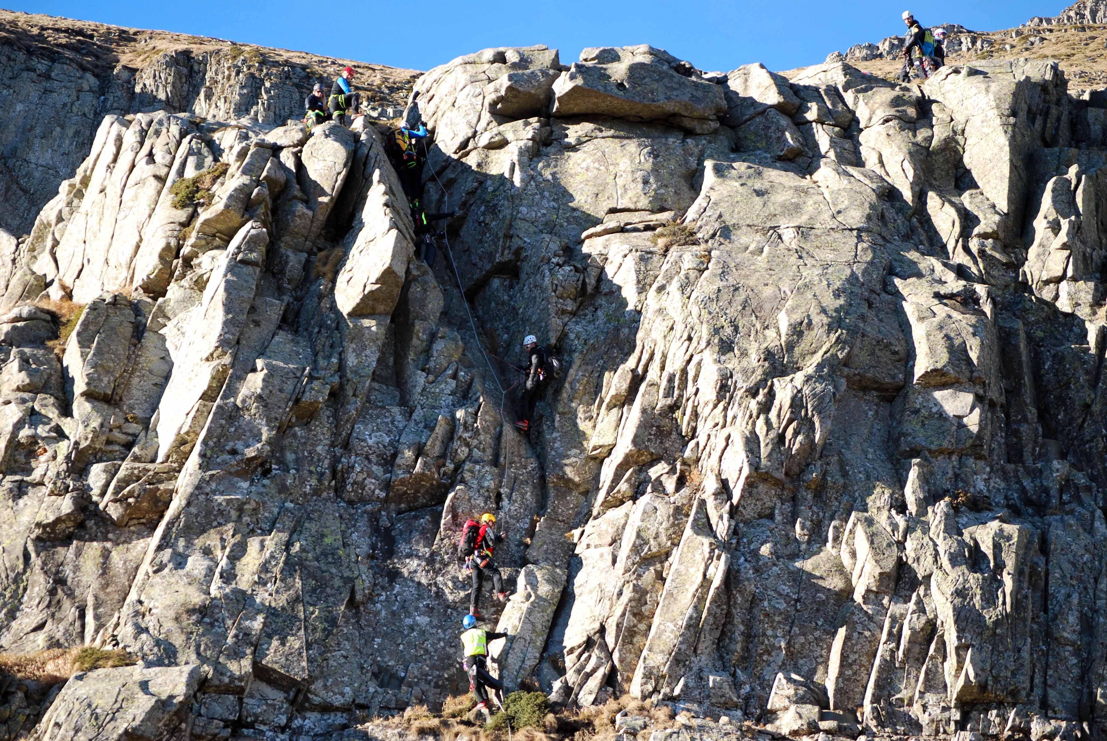 LAGO BACCIO (Pievepelago - Mo). Esercitazione Stazione Monte Cimone