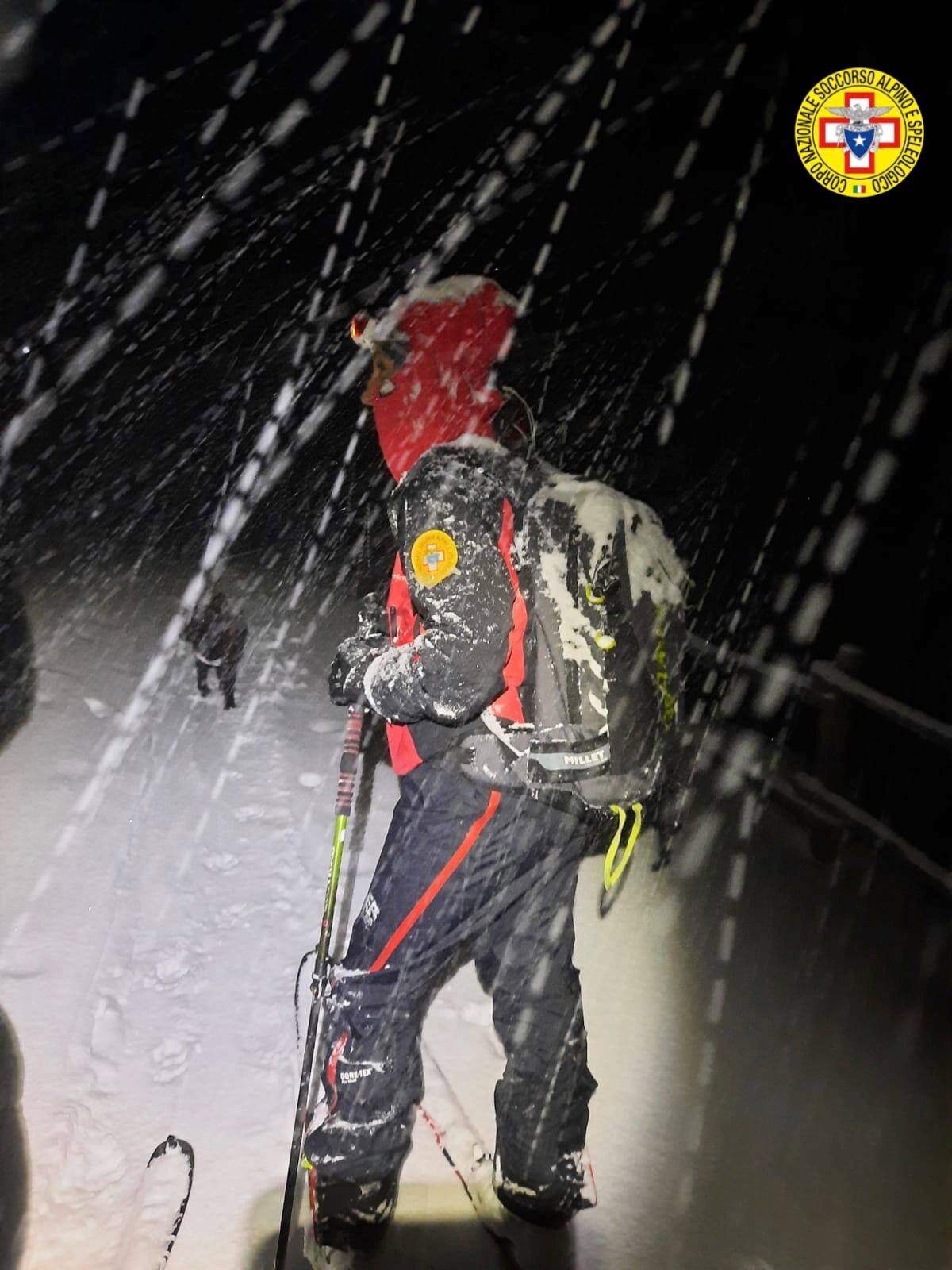 29 dicembre 2020. Tizzano Valparma (PR). Ancora in corso le ricerche dello scialpinista disperso alle pendici del Monte Caio.