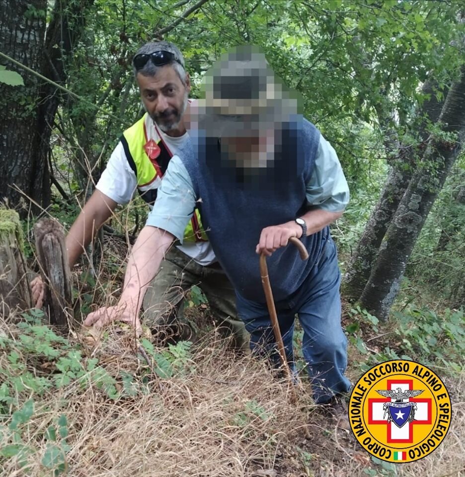 18 settembre 2019. Montovolo (Grizzana Morandi - Bo). Fungaiolo disperso, rintracciato dal Soccorso Alpino e riaccompagnato a valle