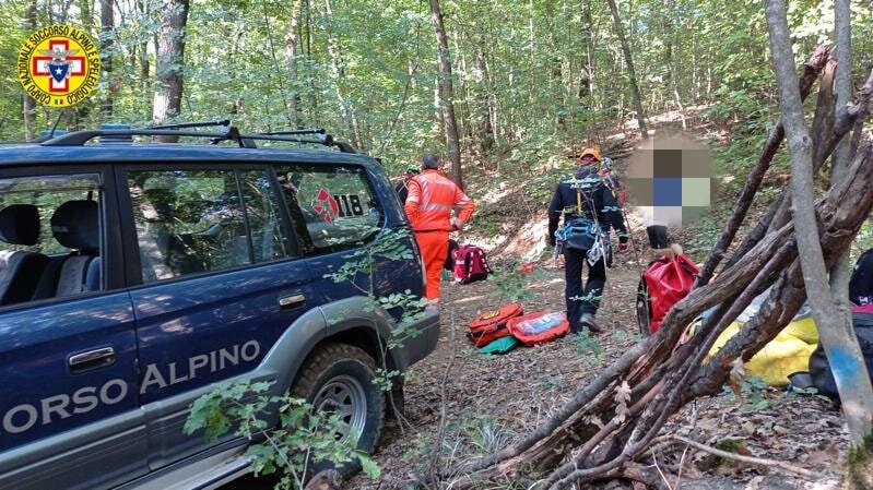 16 ottobre 2021. Buriacca di Gazzola (PC) - Uomo cade in mountain bike.