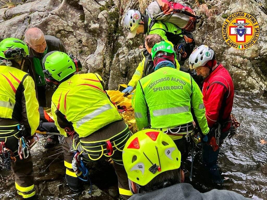 22 ottobre 2023. Appennino Parmense. Doppio intervento per i volontari CNSAS della stazione monte Orsaro.