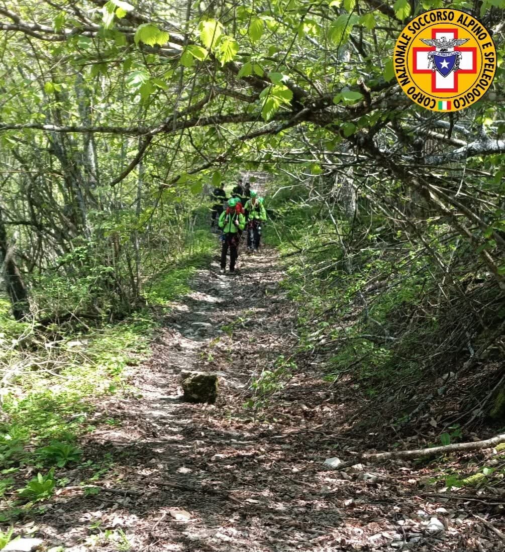 20 maggio 2025. Broletto ( Albinea-RE). Soccorso uomo Caduto durante una passeggiata