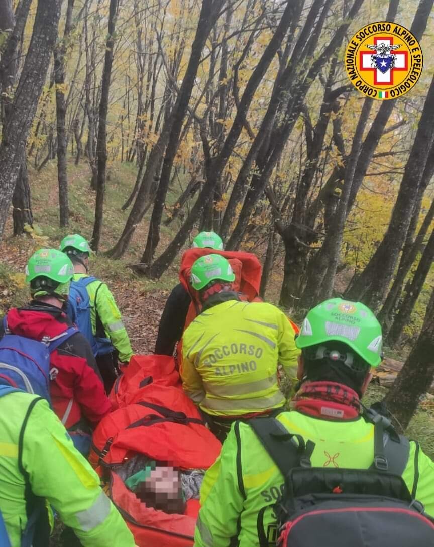 16 novembre 2023. Lizzano in Belvedere (BO). Soccorsa bambina infortunata durante escursione.