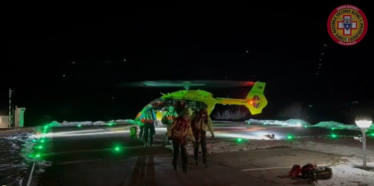 29 dicembre 2025. Monte Cusna (RE). Intervento sinergico coordinato del Soccorso Alpino ed EliBologna.
