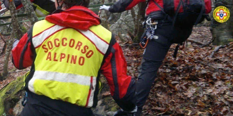 19 ottobre 2019. Rifugio Faggio Tre Comuni (Bedonia - PR). Perdita di orientamento per fungaiolo.