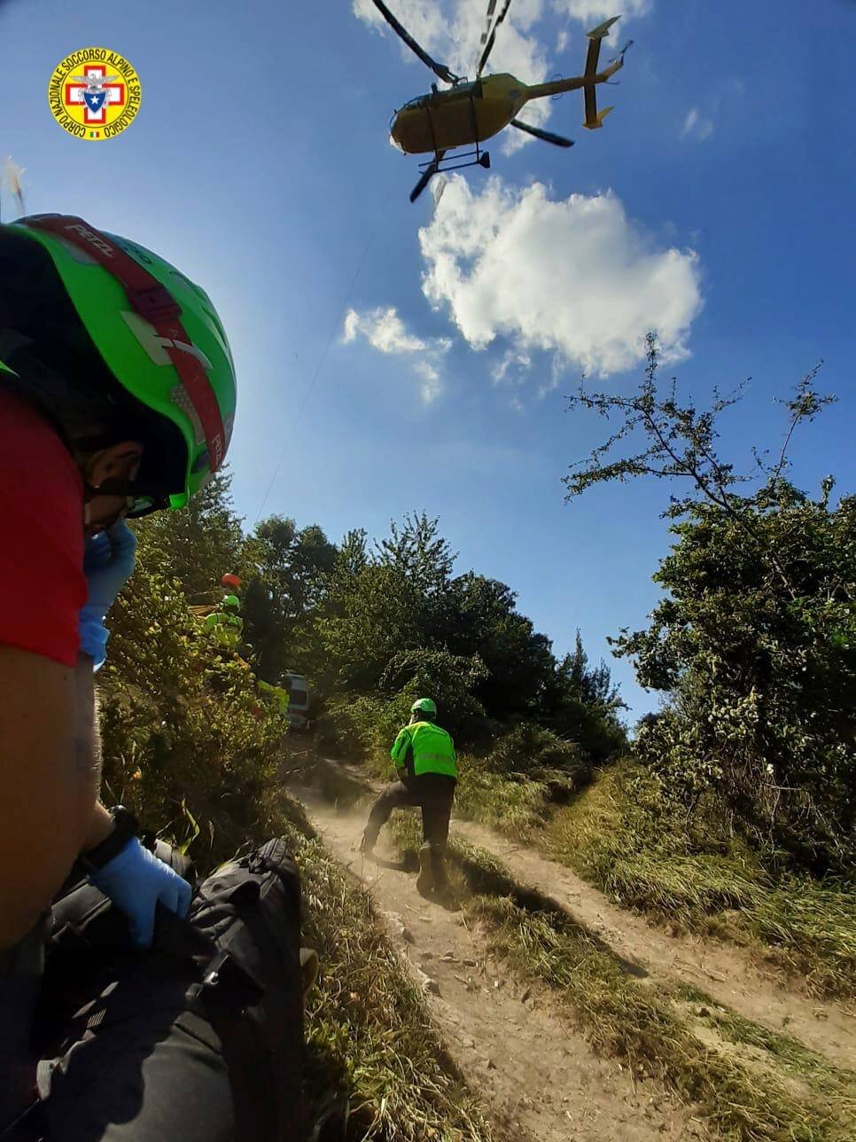 23 agosto 2020. Valgianna Bagno di Romagna (FC). Cade dalla Mountain Bike, interviene l'elisoccorso.