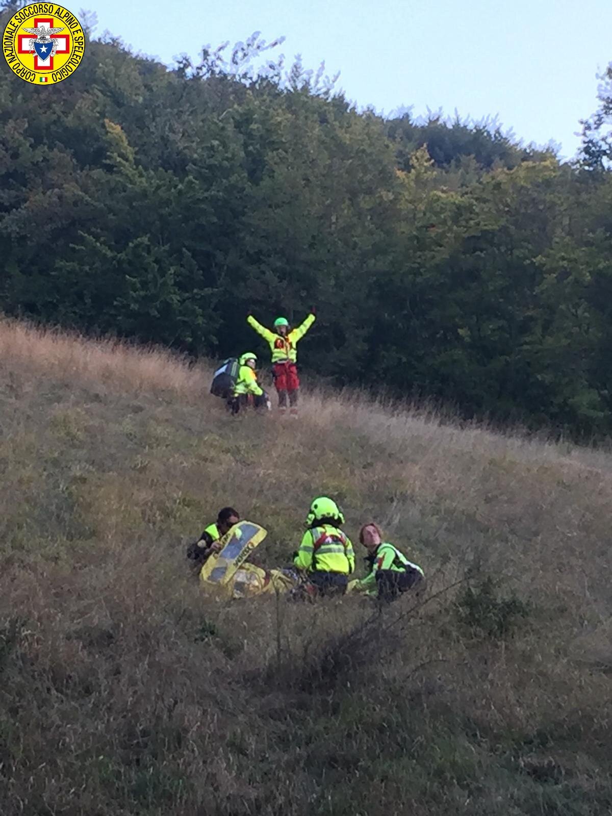 30 settembre 2018. SOLOGNO (Villa Minozzo-Re). Motociclista cade urtando violentemente un albero. Trasportato a Parma in gravi condizioni