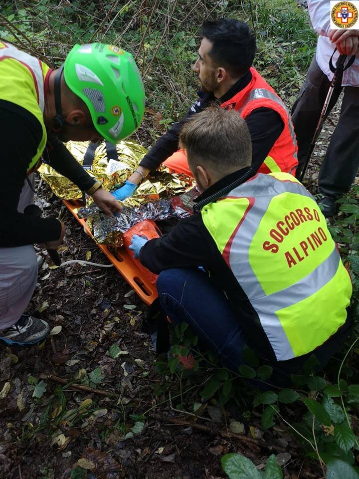 14 ottobre 2018. Monzuno (BO). Donna cade nel bosco mentre raccoglie castagne, necessario l'intervento del Soccorso Alpino.
