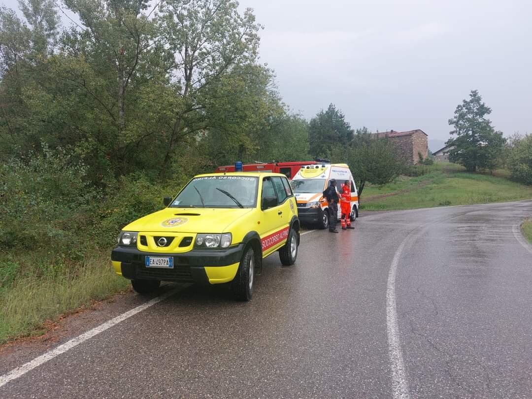 27 settembre 2022. Passo Cento Croci (Albareto -PR). Cade mentre cerca funghi.