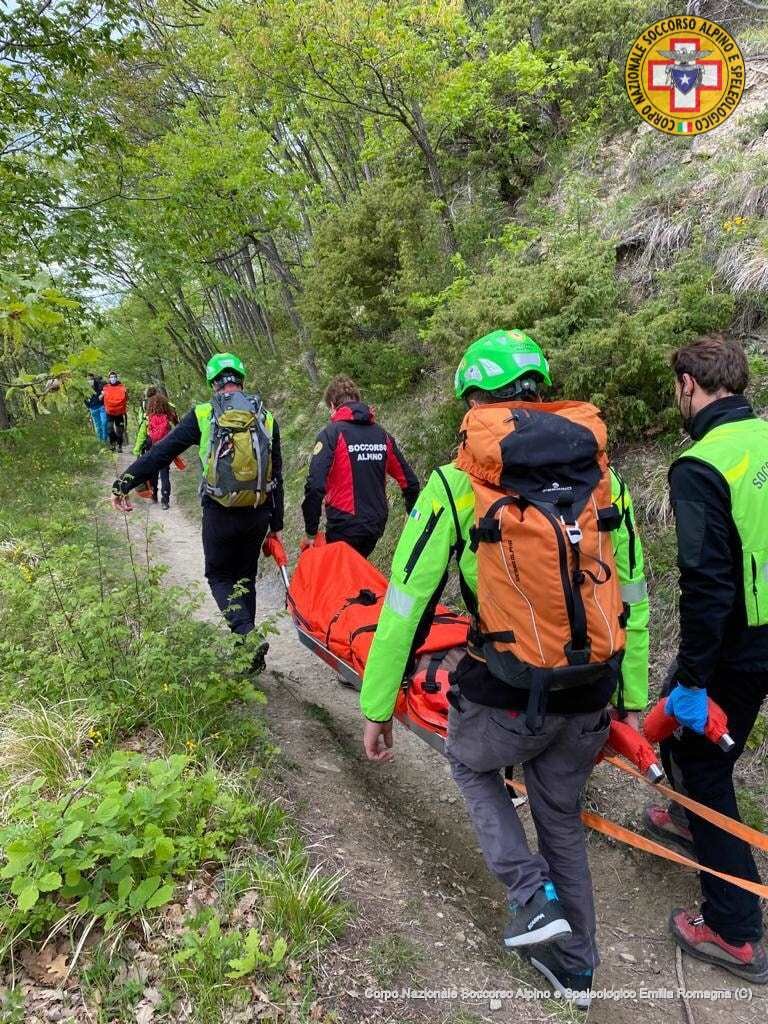 16 maggio 2021. Pietra di Bismantova (Castelnovo Monti - Re). Escursionista accusa malore.