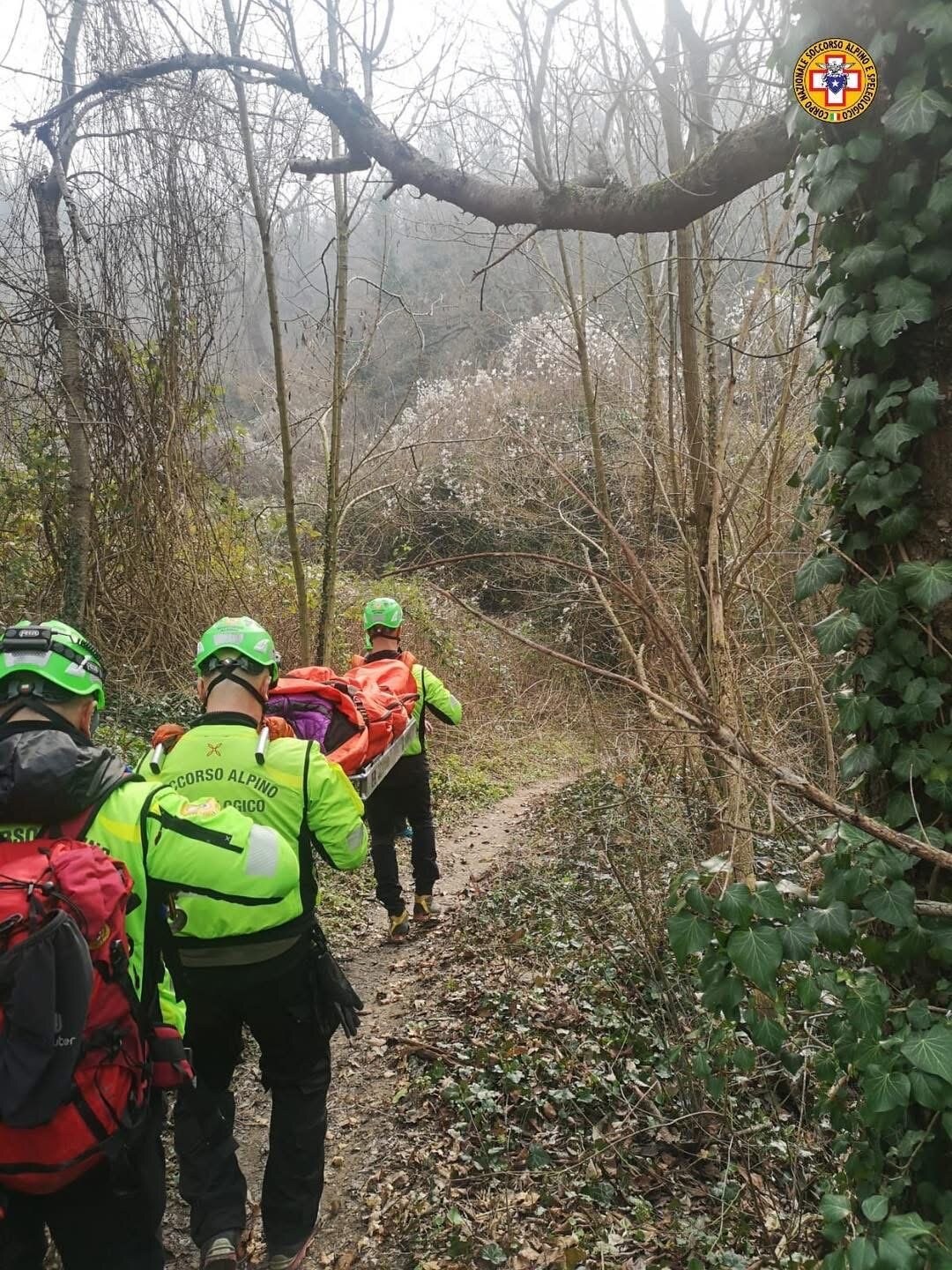 23 febbraio 2025. Casalecchio di Reno (BO). Soccorsa escursionista su sentiero.