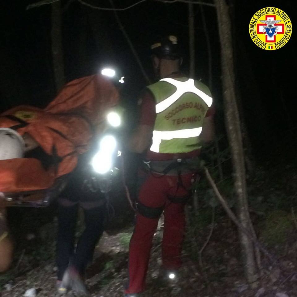 13 agosto 2018. Lagoni (PR). Escursioniste in difficolt&agrave; raggiunte e soccorse dai tecnici del Soccorso Alpino.