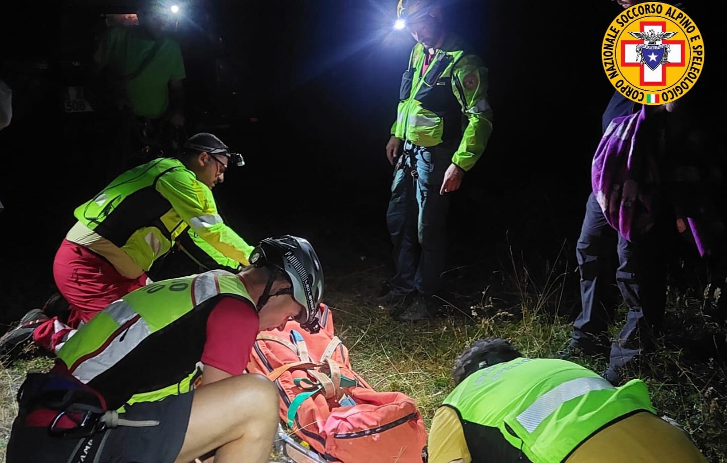 16 agosto 2023. Monte Fontanini (Corniglio -PR). Si procura un trauma durante escursione.