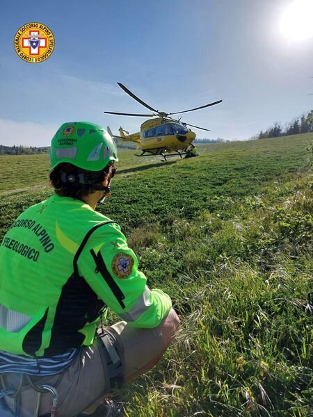14 aprile 2022. Botteghino di Zocca comune di Pianoro (BO). Si procura un trauma accidentalmente durante escursione.