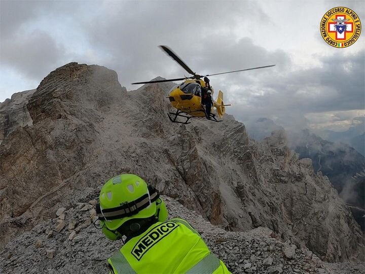 22 giugno 2022. Monte Penna (Civago - RE). Cade e resta sospesa durante progressione in ferrata.