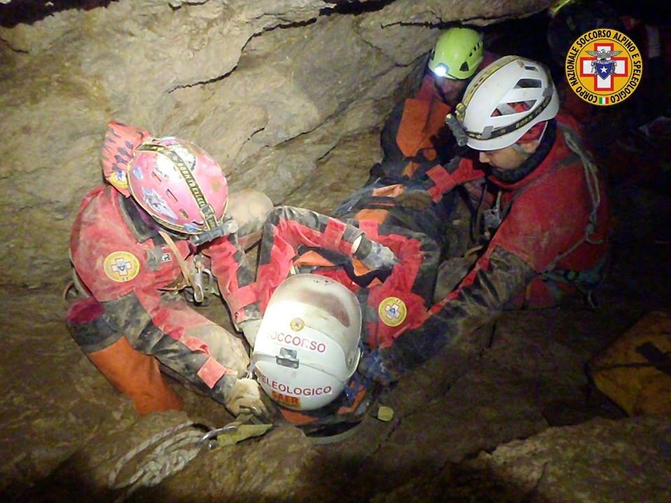 13 e 14 aprile 2019. Prosegue il programma di addestramento della Delegazione speleologica del SAER