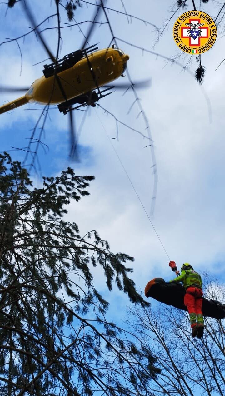 6 aprile 2025. Fosso Forcolani (Foresta della Lama - FC). Soccorso escursionista.